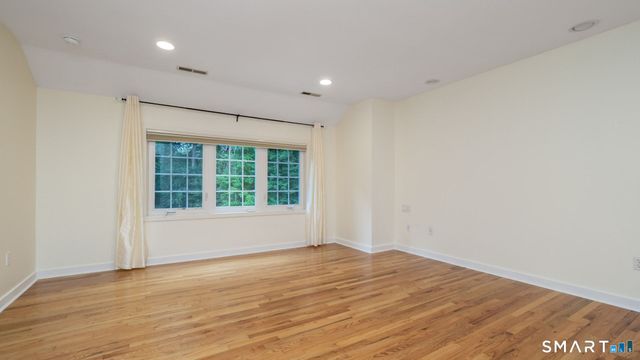 91 Lantern Ridge Road, New Canaan, CT 06840