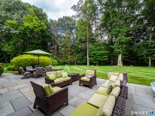 91 Lantern Ridge Road, New Canaan, CT 06840