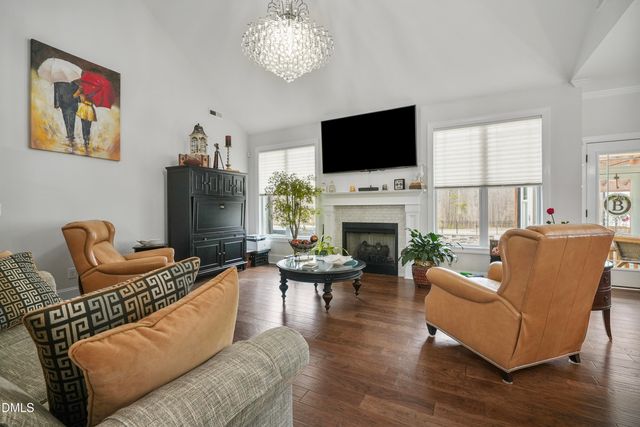 68 Jeans Way, Benson, NC 27504