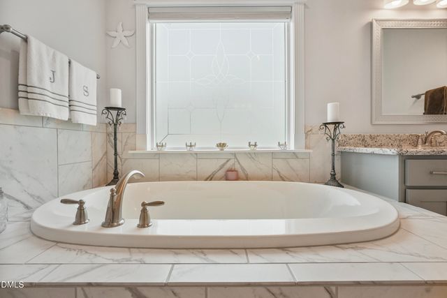 68 Jeans Way, Benson, NC 27504