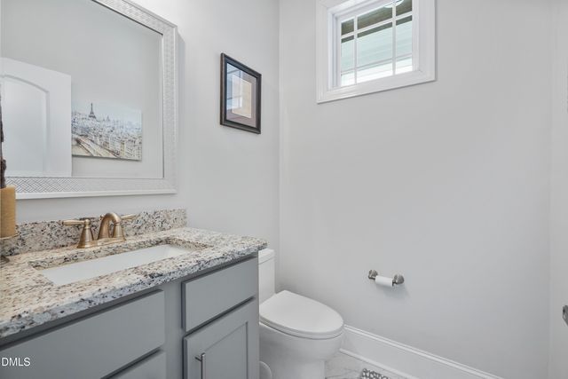 68 Jeans Way, Benson, NC 27504