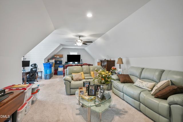 68 Jeans Way, Benson, NC 27504