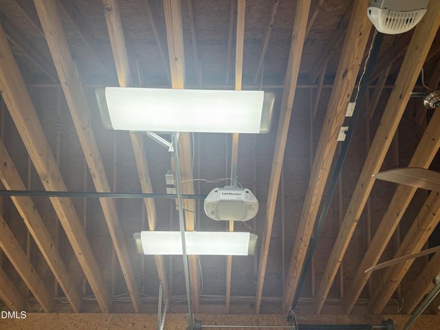 68 Jeans Way, Benson, NC 27504