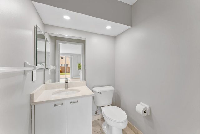 9825 Scribner Lane, Wellington, FL 33414