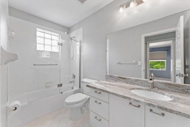 9825 Scribner Lane, Wellington, FL 33414