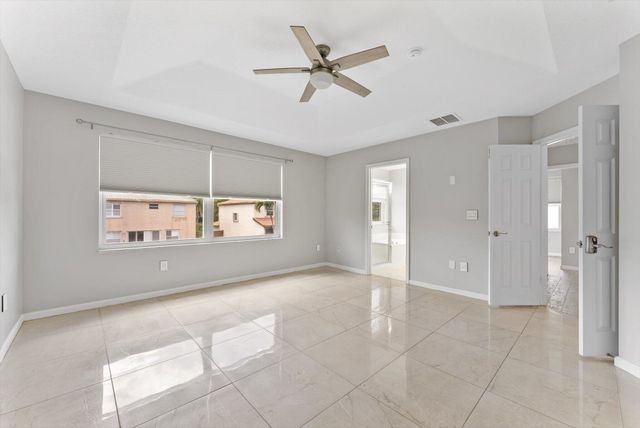 9825 Scribner Lane, Wellington, FL 33414