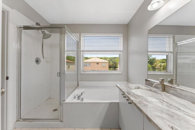 9825 Scribner Lane, Wellington, FL 33414