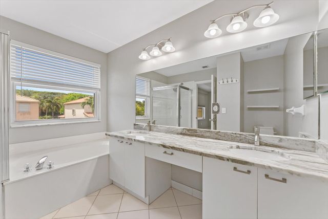 9825 Scribner Lane, Wellington, FL 33414