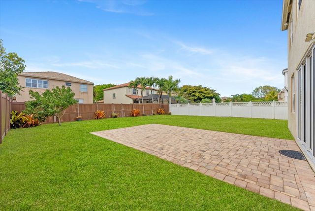 9825 Scribner Lane, Wellington, FL 33414