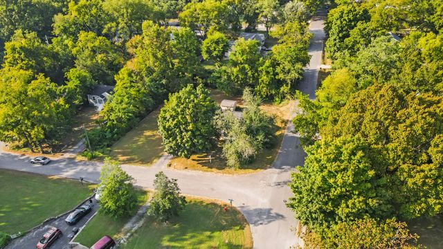 1232 Coarsey Dr, Nashville, TN 37217