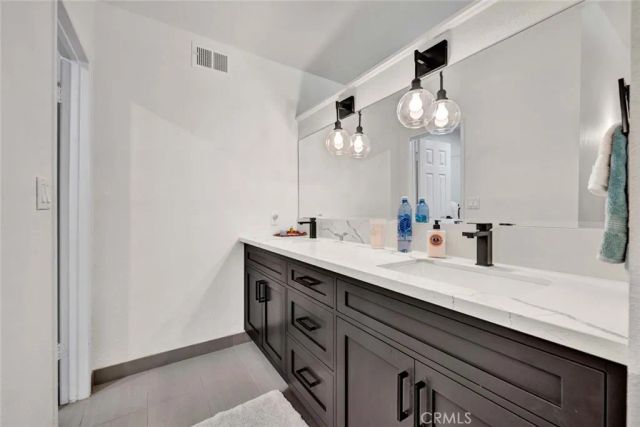 21151 Chubasco Lane, Huntington Beach, CA 92646