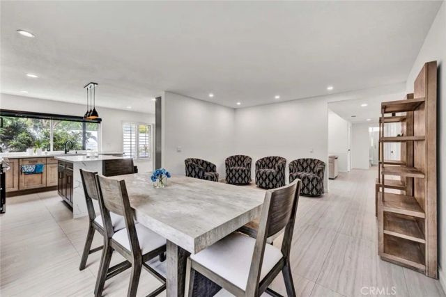 21151 Chubasco Lane, Huntington Beach, CA 92646
