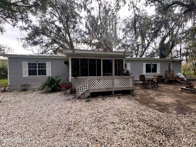 208 W HOLTZ Street, Hastings, FL 32145