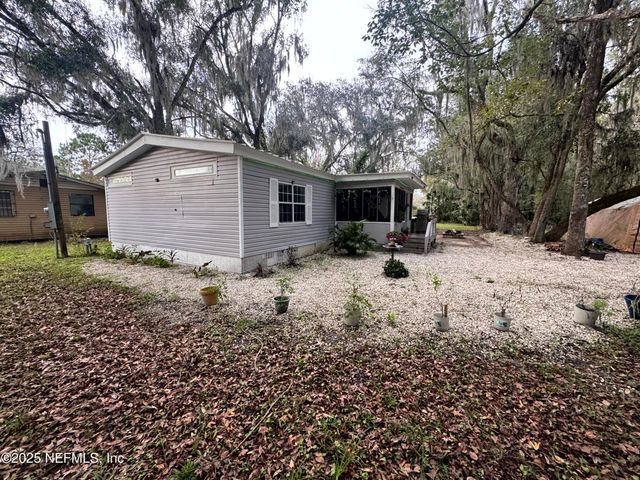 208 W HOLTZ Street, Hastings, FL 32145