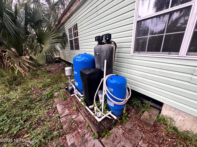 208 W HOLTZ Street, Hastings, FL 32145