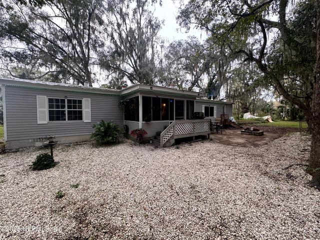 208 W HOLTZ Street, Hastings, FL 32145