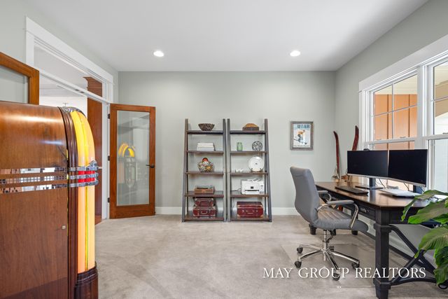 5254 Canyon River Drive NE, Ada, MI 49301