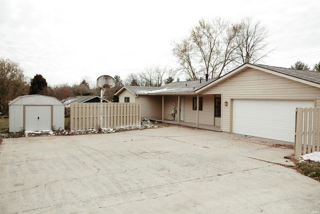 3939 W Woodhaven Drive, Bloomington, IN 47403