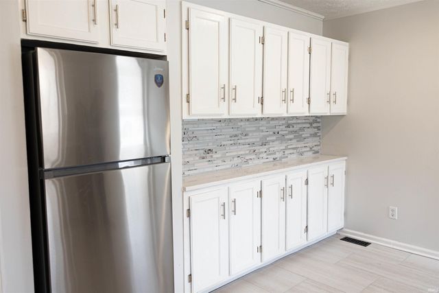 3939 W Woodhaven Drive, Bloomington, IN 47403