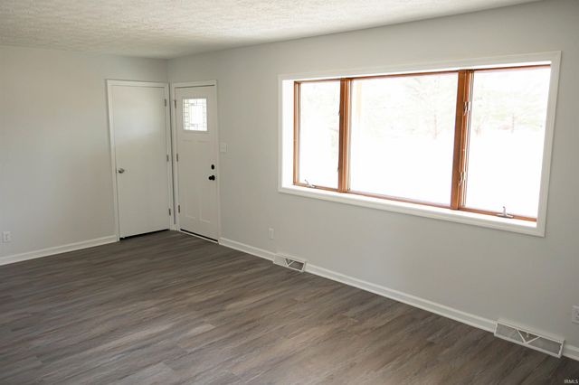 3939 W Woodhaven Drive, Bloomington, IN 47403