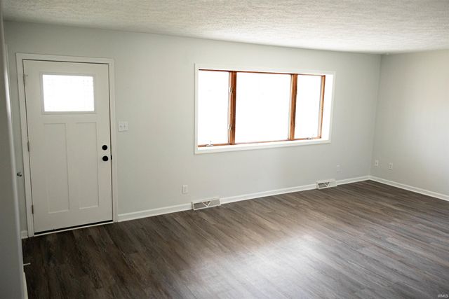 3939 W Woodhaven Drive, Bloomington, IN 47403