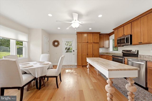37860 CHARLES TOWN PIKE, Purcellville, VA 20132