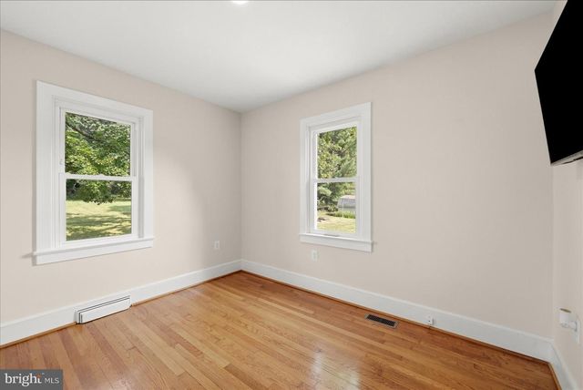 37860 CHARLES TOWN PIKE, Purcellville, VA 20132