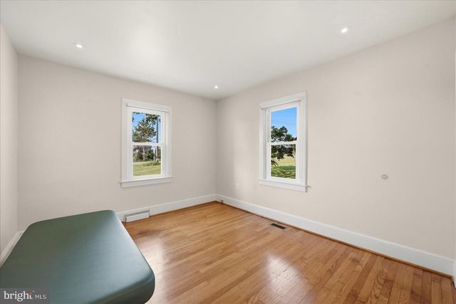37860 CHARLES TOWN PIKE, Purcellville, VA 20132