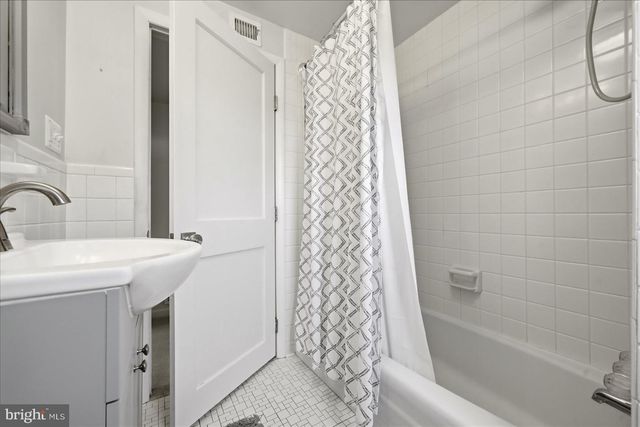 37860 CHARLES TOWN PIKE, Purcellville, VA 20132
