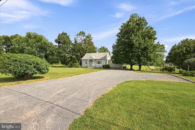 37860 CHARLES TOWN PIKE, Purcellville, VA 20132