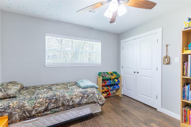 310 Medford Street, Vidor, TX 77662