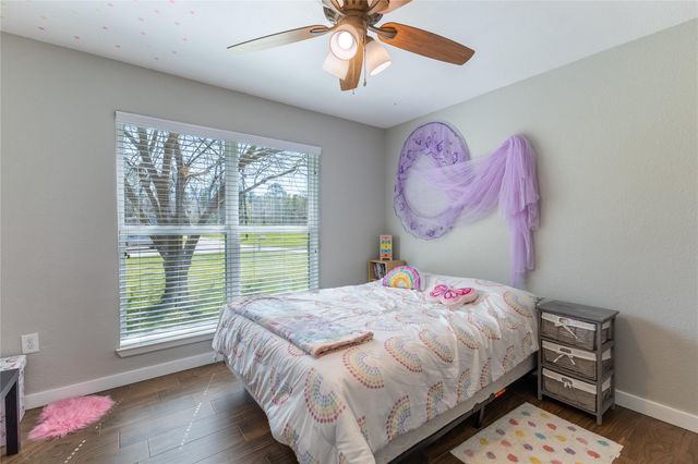 310 Medford Street, Vidor, TX 77662