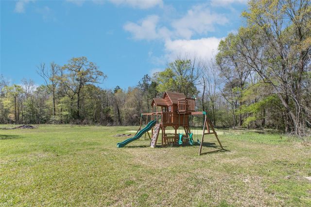 310 Medford Street, Vidor, TX 77662