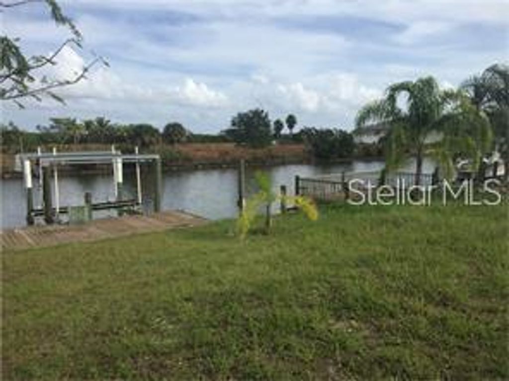 8182 CLYDE CIRCLE, Port Charlotte, FL 33981