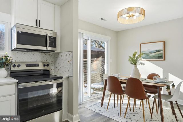 6449 WOODGREEN CIR, Baltimore, MD 21207