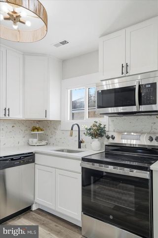 6449 WOODGREEN CIR, Baltimore, MD 21207