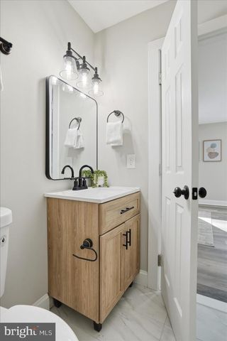 6449 WOODGREEN CIR, Baltimore, MD 21207