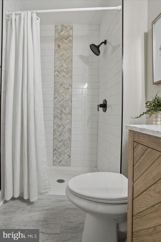 6449 WOODGREEN CIR, Baltimore, MD 21207