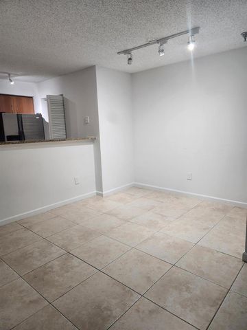 1020 Crystal F Way F, Delray Beach, FL 33444