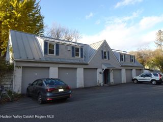 5 Old Lane Mews A, Claverack, NY 12513