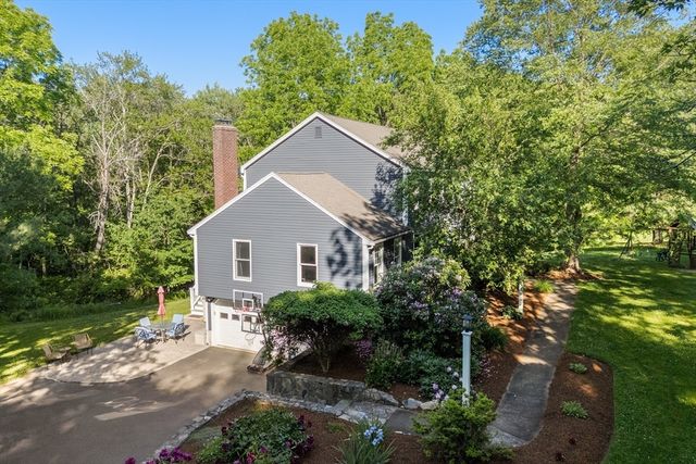 63 Pine Hill Road, Southborough, MA 01772