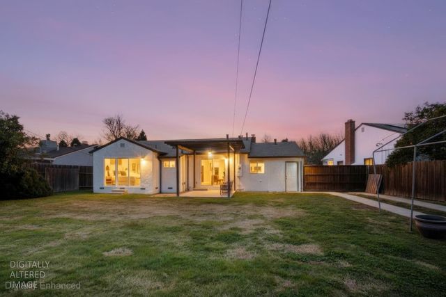 2408 Roslyn Way, Sacramento, CA 95864