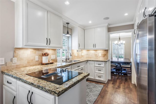 502 Lorie Lane, Pasadena, TX 77586