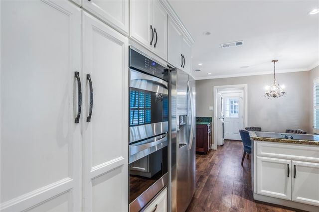 502 Lorie Lane, Pasadena, TX 77586