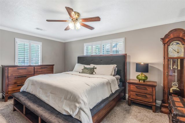 502 Lorie Lane, Pasadena, TX 77586