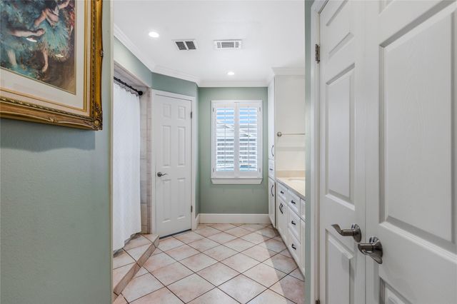 502 Lorie Lane, Pasadena, TX 77586