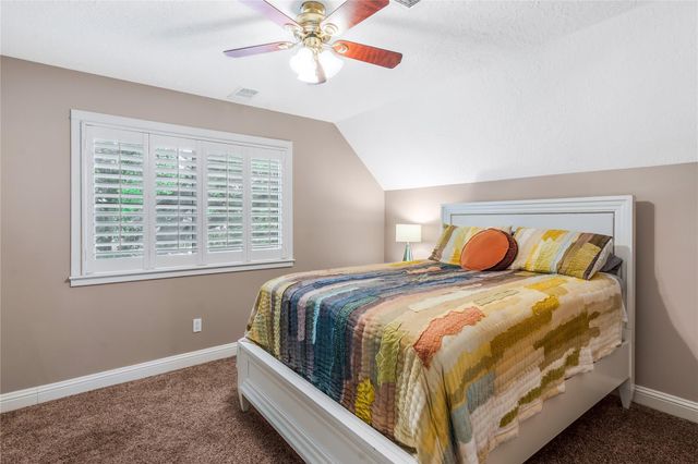 502 Lorie Lane, Pasadena, TX 77586