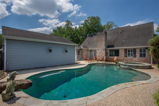 502 Lorie Lane, Pasadena, TX 77586