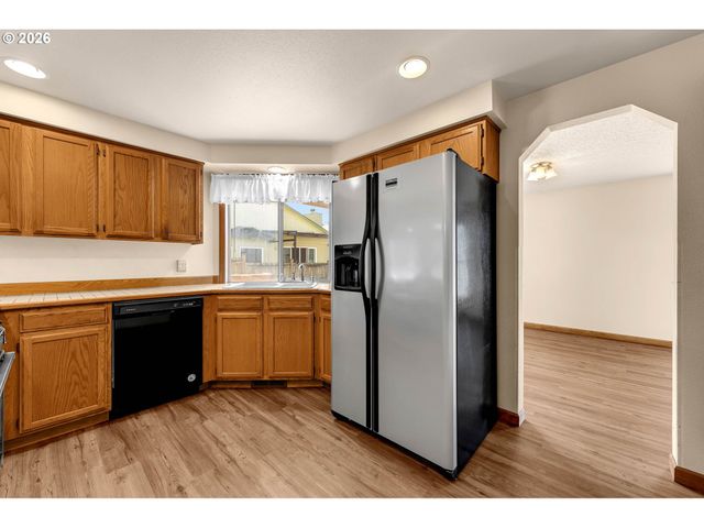 2929 Ne 95TH St, Vancouver, WA 98665