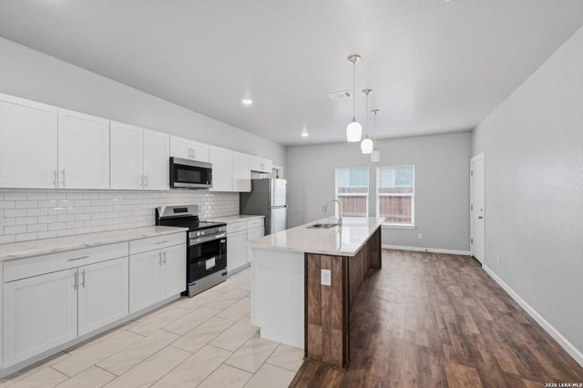 3719 Commercial, San Antonio, TX 78221